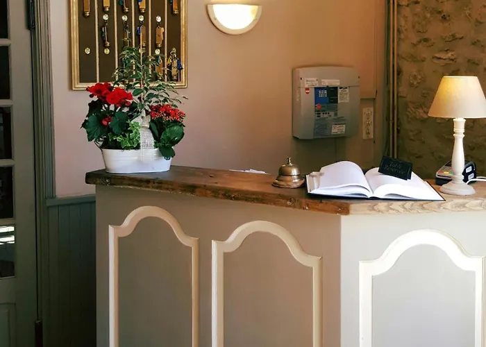 Hotel Du Chateau - Beynac Et Cazenac